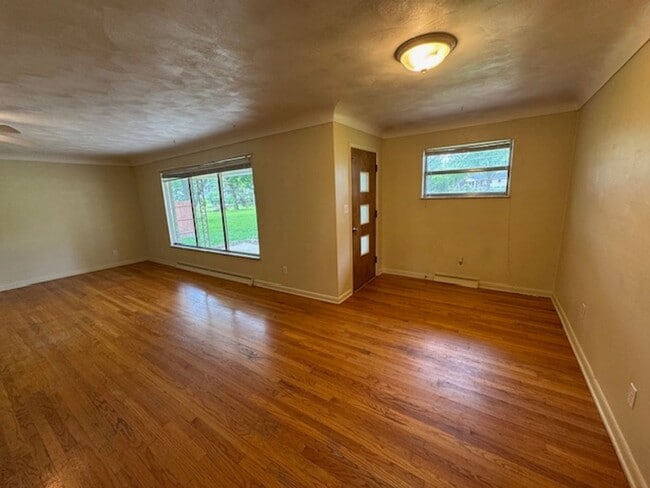 Building Photo - 4306 Dalewood Dr