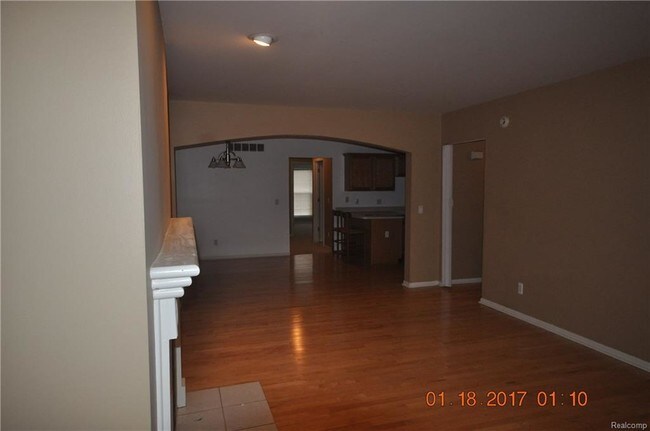 Building Photo - 156 Tiffany Ln