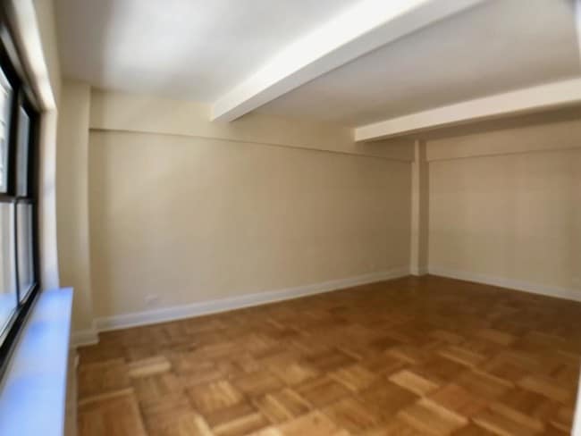 Building Photo - 141 East 56th Street
