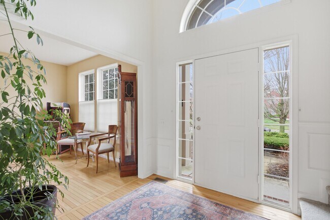 Foto del edificio - 6419 Meadowlark Ln