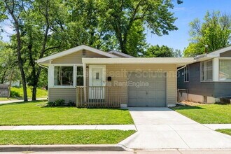 Building Photo - 2502 McLaran Ave