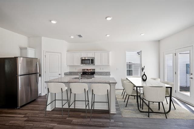 Foto del edificio - 3228 Dillonwood St