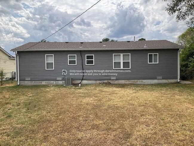 Foto del edificio - 4667 N Trenton Ave