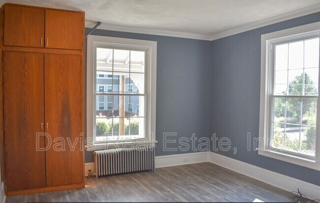 Foto del edificio - 175 N Fairview St