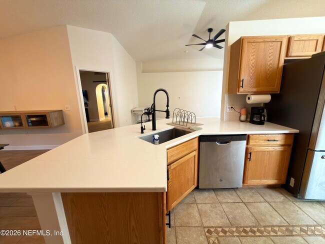 Foto del edificio - 3411 Glenn Hollow Ct