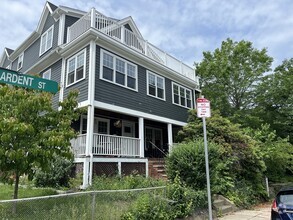 Building Photo - 33 Colberg Ave