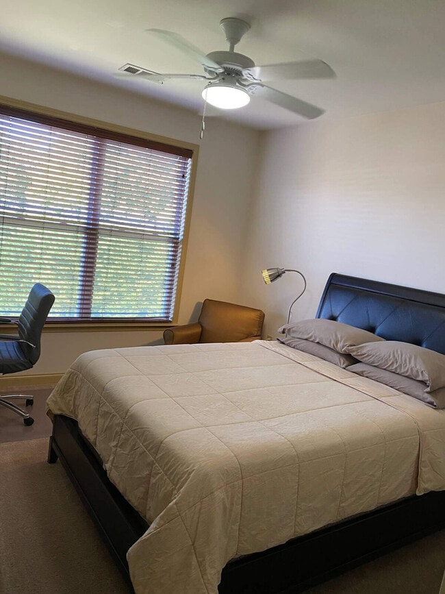 Foto del edificio - 3373 Renaissance Park Pl