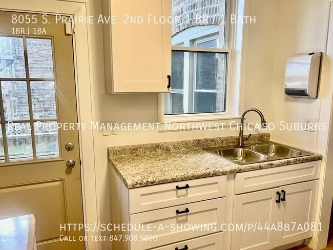 Foto del edificio - 8055 S Prairie Ave
