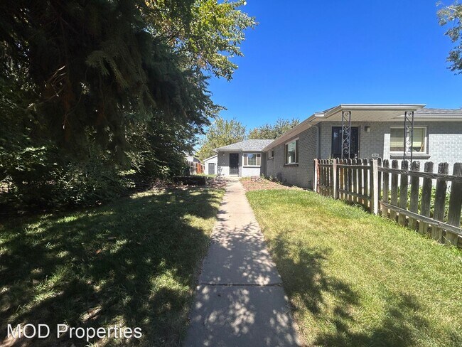Building Photo - 2 br, 1 bath House - 3141 W. 21st Avenue