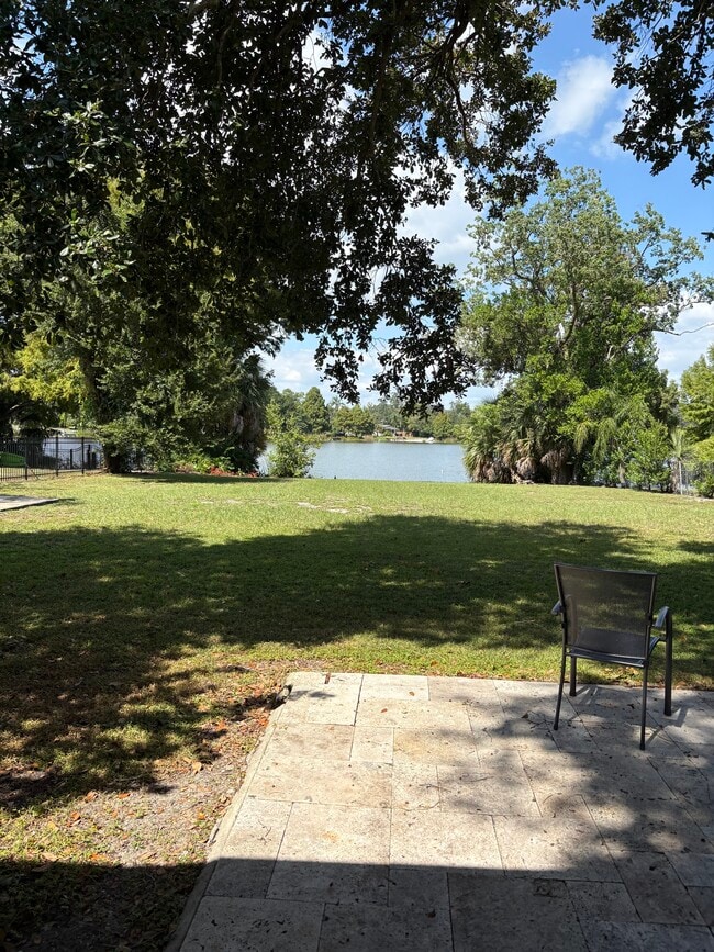 Foto del edificio - 1200 Tanager Dr