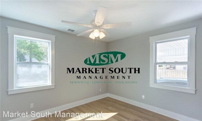 Foto del edificio - 4 br, 2 bath House - 2204 Capital Street