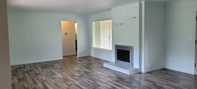 Foto del edificio - Riverfront 3 bedroom home in Winchester