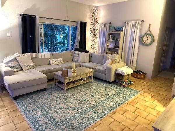 Building Photo - 154 Cocoa Dr