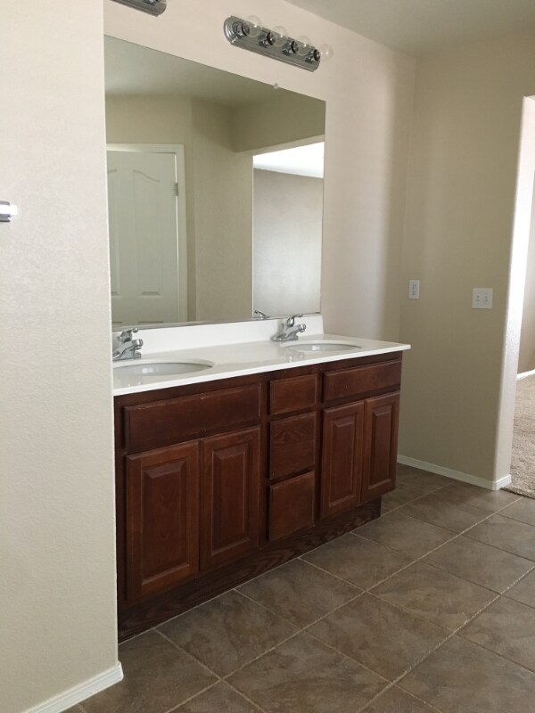 Foto principal - 31689 Pompei Ln