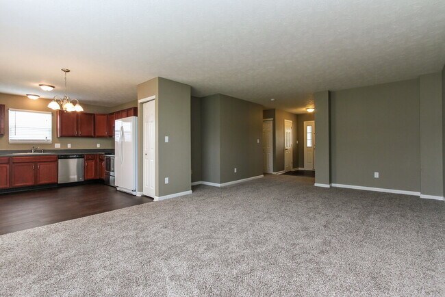 Building Photo - 2178 Rossington Ln