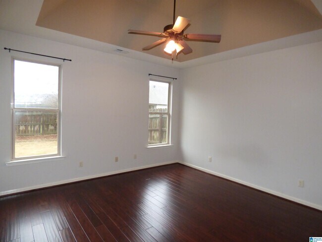 Foto del edificio - 2118 Adkins Pl