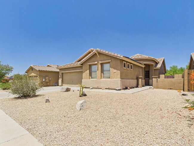 Building Photo - Resort Style Living in Estrella Mountain R...