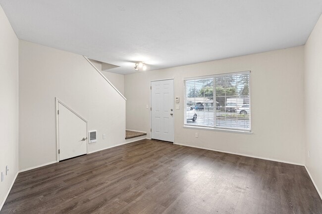Building Photo - 3017 S 224th St