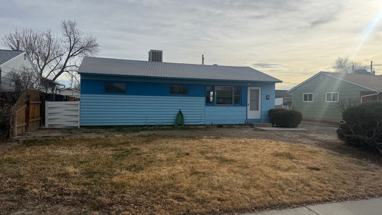Remodeled 3 Bed 1 Bath Home Close to Downtown Grand Junction - Remodeled 3 Bed 1 Bath Home Close to Downtown Grand Junction