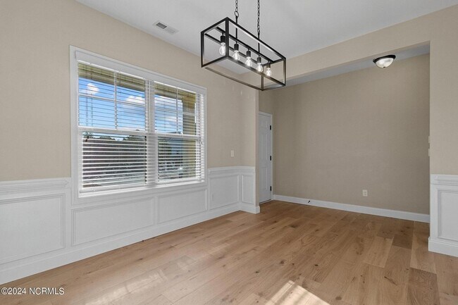 Foto del edificio - 204 Sandy Springs Rd