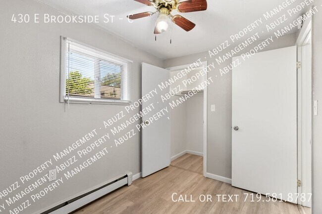 Building Photo - Brookside