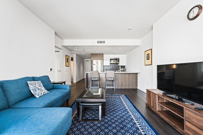Building Photo - Furnished 2-bedroom, 2-bath Aeo condominiu...