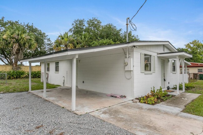 Building Photo - Welcome to Beautiful Atlantic Beach!