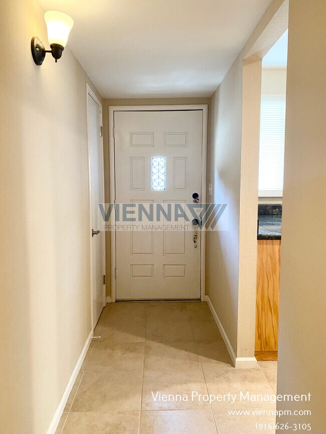 Building Photo - 5280 5th St