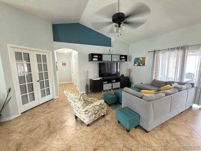 Building Photo - 116 Compass Rose Dr