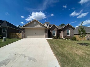 Building Photo - 1470 Overcup Oak Ln