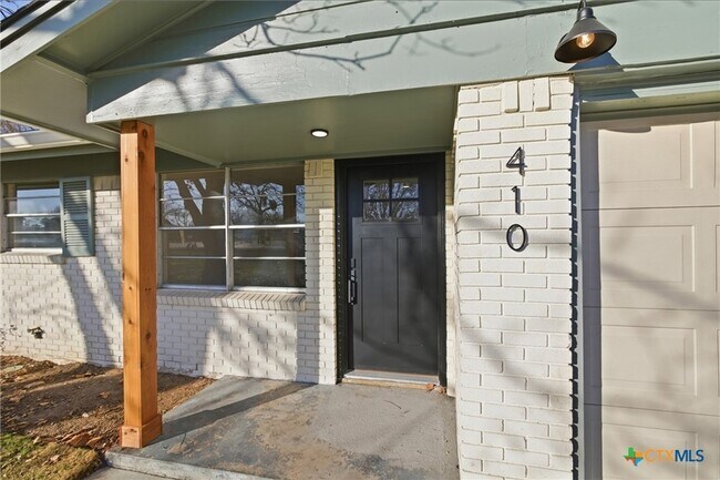 Foto del edificio - 410 State Hwy 95