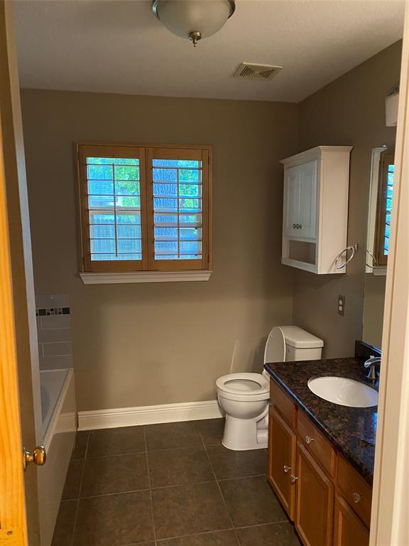 Building Photo - 3215 Candlepine Dr