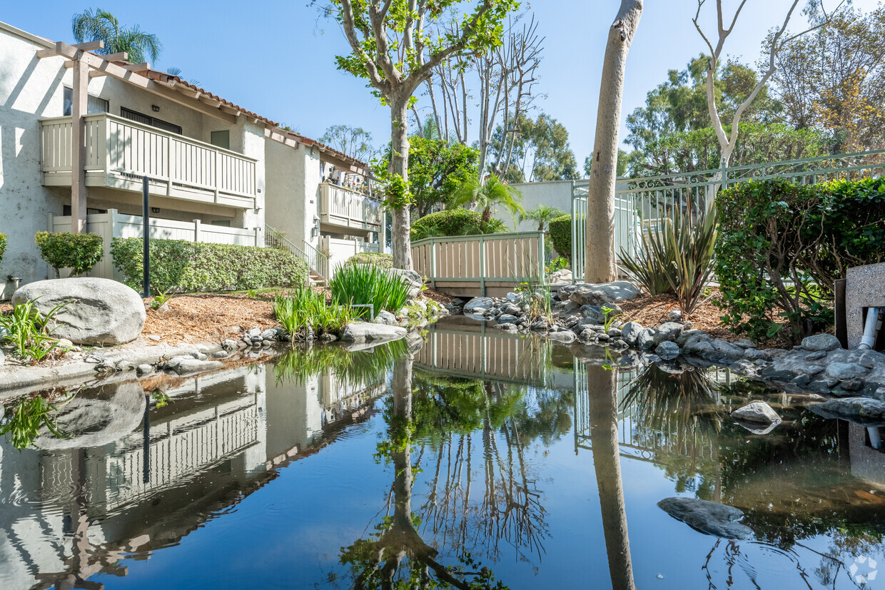 Estanques panorámicos - Stone Creek Apartments