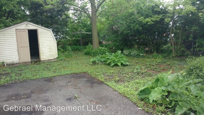 Building Photo - 3 br, 1 bath House - 1211 Campbell St.
