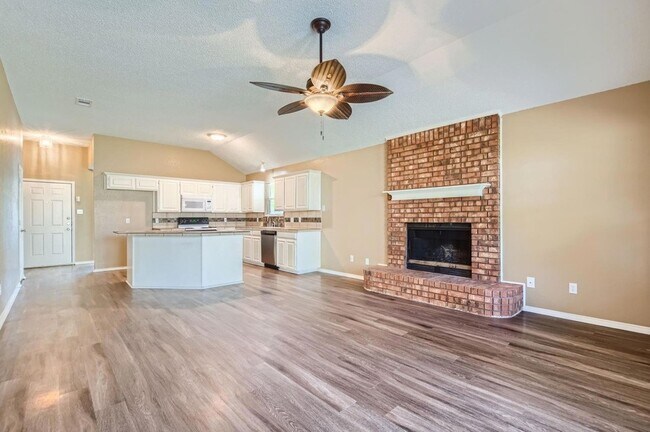 Foto del edificio - 409 Kelley Ct