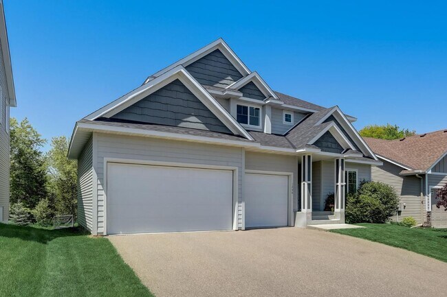 Building Photo - 1206 Rosemary Ln