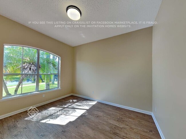 Foto del edificio - 730 Eagle Cove Drive