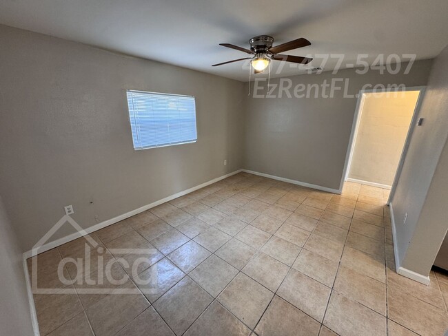 Foto del edificio - Nicely Located 3/1 in Deland