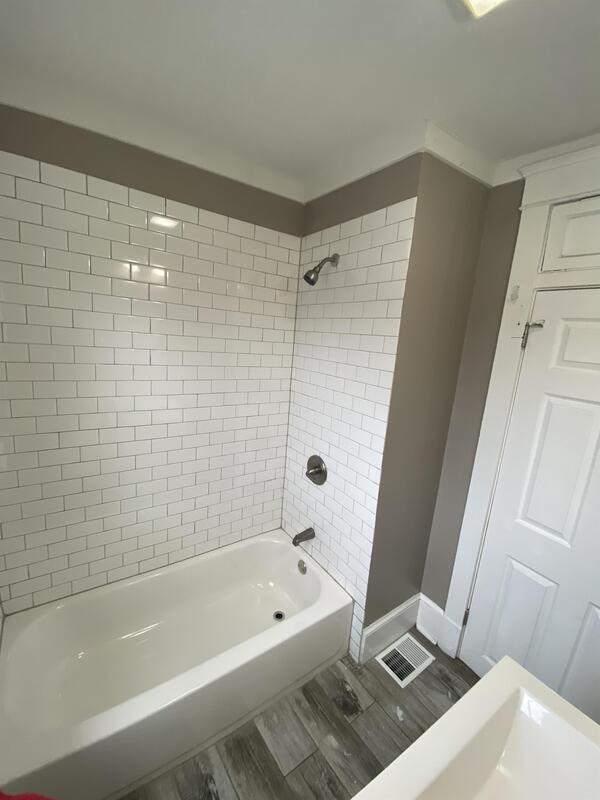 Foto del edificio - 800 E 33rd St