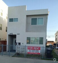 Building Photo - 959 Crenshaw Blvd