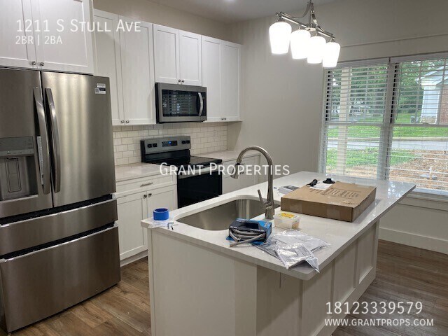 Building Photo - 1211 S Stull Ave
