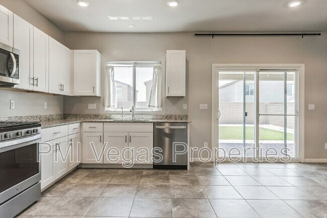 Foto del edificio - 4489 Lantern Point Ave