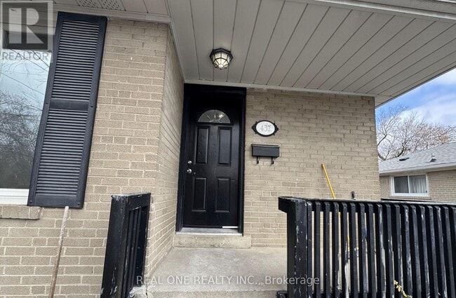 Building Photo - 437 Taylor Mills Dr N