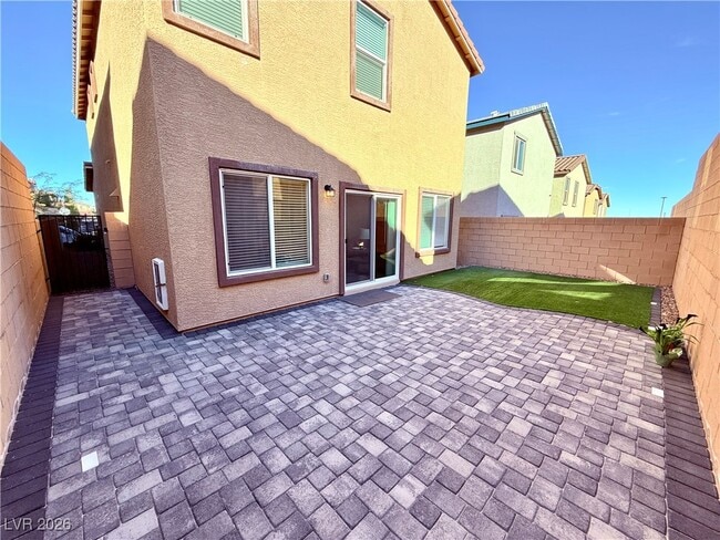 Foto del edificio - 10939 Cheshire Wds Ave