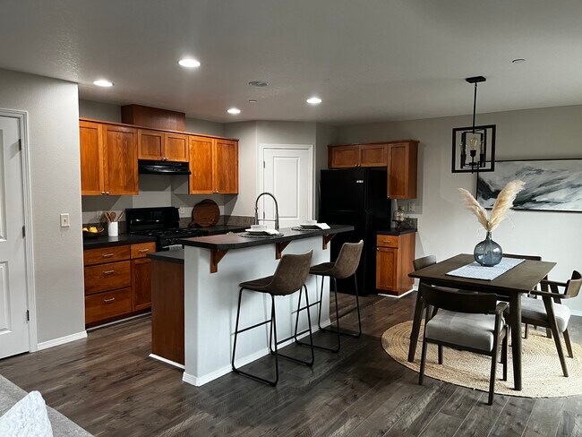 Foto del edificio - 3301 NW 47th Dr