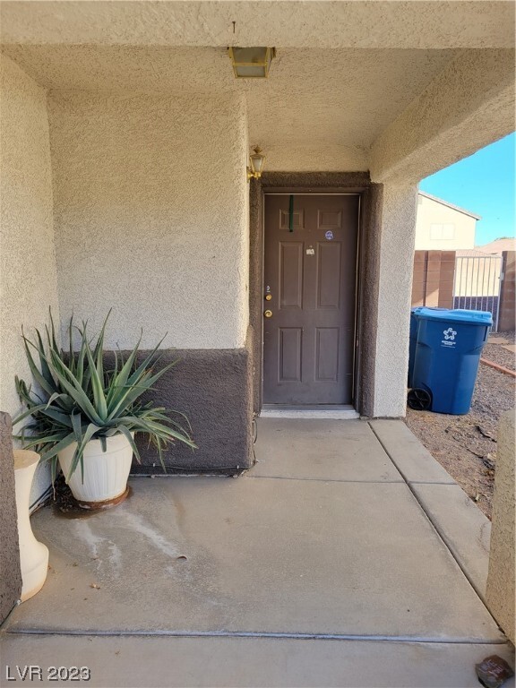 Foto principal - 1417 Orchard Valley Dr