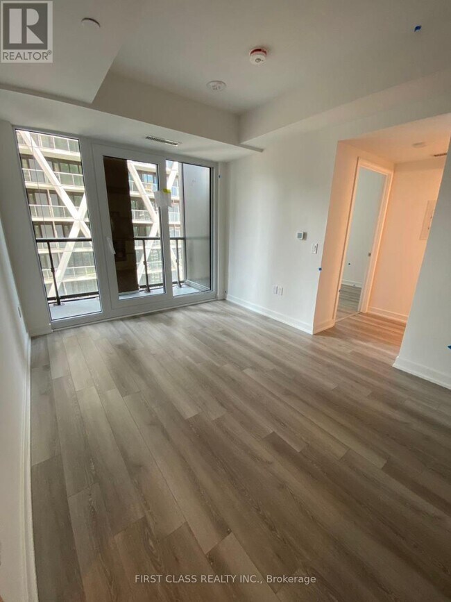 Photo du bâtiment - 238-2238 Simcoe St