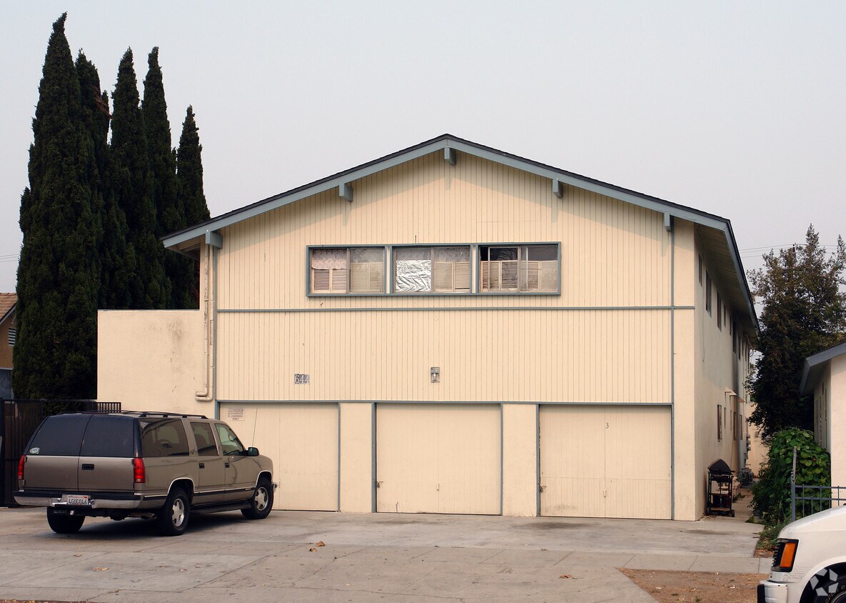 Primary Photo - 644 S E St