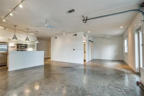 Building Photo - Apartment for Rent