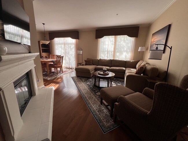 Building Photo - 105 Tanglewood Dr